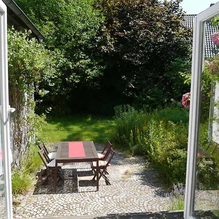 Daire Sonniges Haeuschen Mit Garten Braunschweig